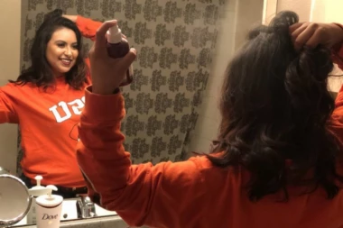 NEKA VAM BUDE PRI RUCI: Lak za kosu je rešenje za sve probleme!