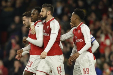 (VIDEO) DRAMA U LESTERU: Siti posle penala eliminisao "lisice", Arsenal siguran protiv Vest Hema