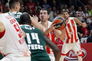 (VIDEO) I u porazu čuje se pesma: "DELIJE" NAVIJANJEM ISPRATILE IGRAČE NAKON PORAZA OD PAO!