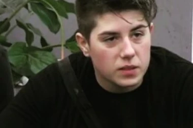 (VIDEO) MATORA ZAVRŠILA SA NJIMA: VI STE ZA MENE MRTVE!