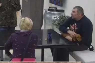 Stigla NOVA ZADRUGARKA, MIKI se najviše obradovao!