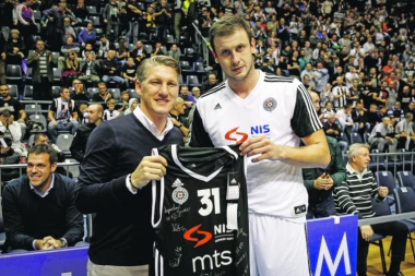 Bomba će odjeknuti u Humskoj: ŠVAJNI STIŽE U PARTIZAN?!