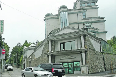 CECINOM VELJKU SPREMALI SAČEKUŠU NA KRSNU SLAVU