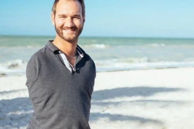 NIK VUJIČIĆ DOBIO BLIZANCE