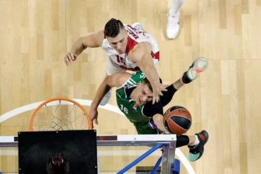 (VIDEO) Alej-up iz snova: SRBI IZ MALAGE IZVELI POTEZ DOSTOJAN NBA LIGE!