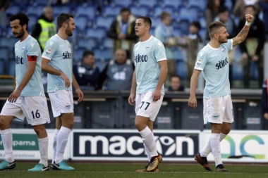 (VIDEO) KROTONE PAO U RIMU: Ubedljiva pobeda Lacija