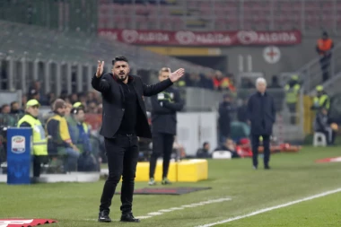 Gatuzo o avanturi u Rendžersu: Gaskojn mi se is*enjao u čarape, pa mi kupio odelo!