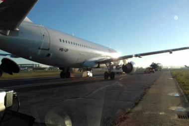 DRAMA NA AERODROMU "NIKOLA TESLA": Prinudno sletanje švajcarskog aviona