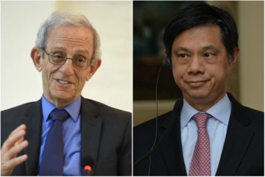 Udruženo lajanje ostataka stare administracije: KERBERI KLINTONOVIH SE OSTRVILI NA SRBIJU