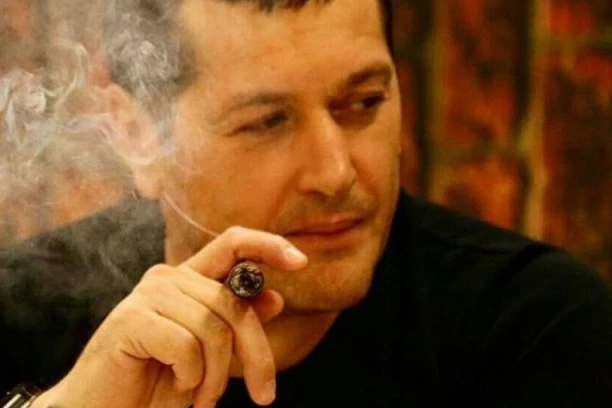 ACO PEJOVIĆ SPASIO ŽIVOT VESNI MILANOVIĆ: Voditeljka otkrila koliko ga voli! (FOTO)