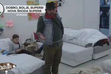 Miki izvređao ovu zadrugarku: 'VATAMO TE SVI, PROSTITUTKO JEDNA!