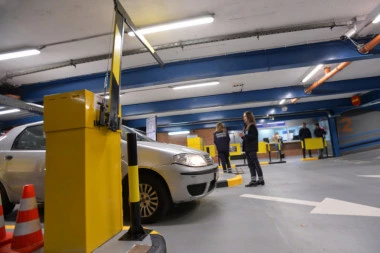 GRATIS PARKING ZA PRAZNIKE: Vozači, dva dana nema plaćanja!