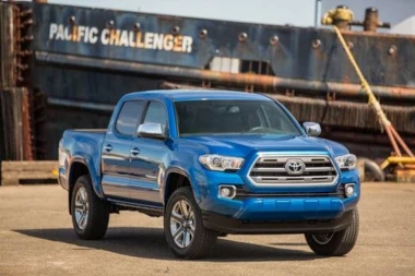 "Tojota" i zeleni božić