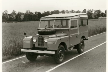 (VIDEO) Lend Rover slavi osamdeset godina