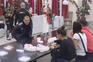 NOVA LJUBAV NA POMOLU: Ovi zadrugari su spavali zajedno!