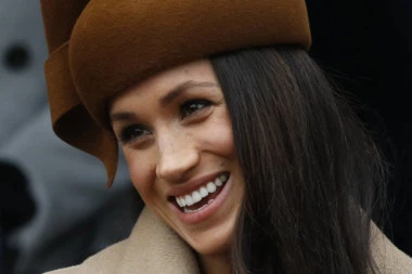 OSRAMOTIILA I SEBE I KRUNU: Pored niza skandala, buduća princeza PONOVO KRŠI TRADICIJU!