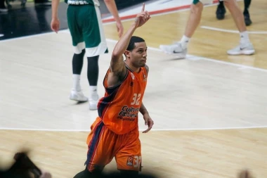 EVROLIGA: Španci porazili CSKA i Efes