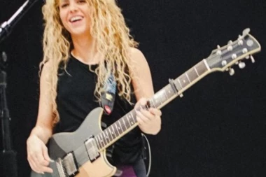 Šakira objavila DIRLJIVO PISMO koje tera SUZE na oči!