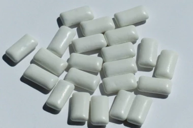 RAZBIJEN MIT O TOME DA LI WI-FI IZAZIVA KARCINOM I DA LI ŽVAKA OSTAJE U TELU 7 GODINA