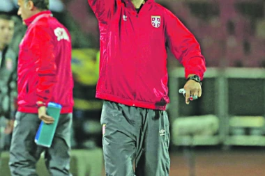 Nema ih na Mundijalu, ALI ZATO ĆE IH PREDSTAVLJATI ČETVORICA SELEKTORA!