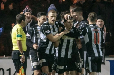 (VIDEO) Obračun navijača hladnim "oružjem", ali nije ono što ste mislili!