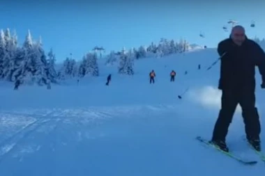 (VIDEO) KADA PALMA SKIJA, SNEG SE TOPI!