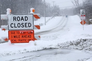 Ako ste krenuli preko granice, NAORUŽAJTE SE STRPLJENJEM: Ovi prelazi su zatvoreni zbog snega!