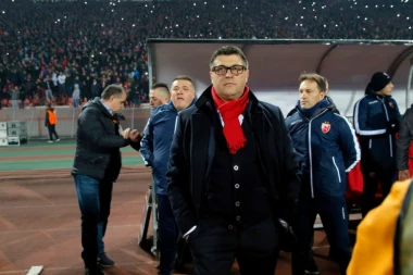 VLADAN MILOJEVIĆ IZ POTPUNO DRUGAČIJEG UGLA: UČIM OD OCA TADEJA I PATRIJARHA PAVLA!