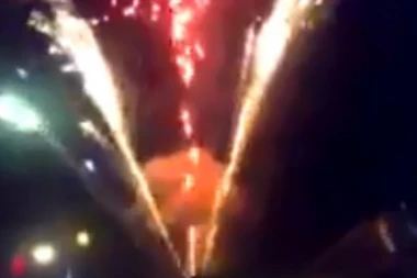 (VIDEO) SNIMAK JEZIVE EKSPLOZIJE VATROMETA U NOVOM SADU!