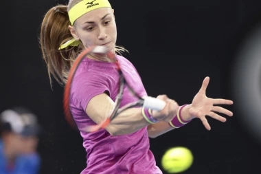 SRPKINJA REĐA POBEDE: Aleksandra Krunić u četvrtfinalu Brizbejna