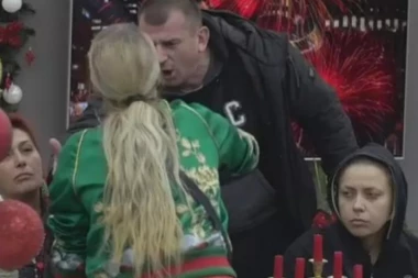 (VIDEO) Najveći rivali na Božić zakopali ratne sekire!