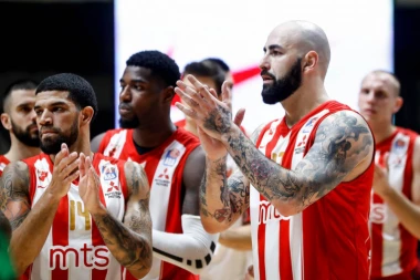 (VIDEO) RUTINSKA POBEDA ŠAMPIONA: Zvezda trojkama srušila Olimpiju