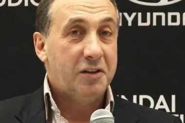 PREDSEDNIK CSKA PORUČIO NAVIJAČIMA ZVEZDE: "Delije" će dobiti batine