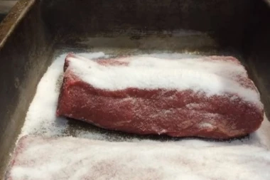 SLAVIMO TUCINDAN: Danas spremite kuću za Božić, a ovo NIKAKO ne radite!