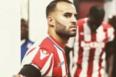 FUDBALER STOUKA ŠOKIRAO SVET: Rodrigez napustio ženu i bolesnog sina