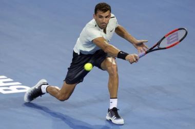 (VIDEO) BUGARIN ODUŠEVIO PLANETU: Preskočio mrežu da bi pomogao protivniku, koji je jaukao od bolova