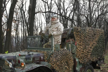 LAZANSKI O NABAVCI RUSKIH HELIKOPTERA: "Leteći tenk" je za 45 minuta u Prištini
