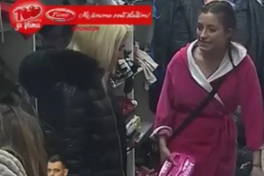 (VIDEO) SVAĐA NA NAJRADOSNIJI PRAZNIK: Moja je majka odvajala od usta da mi to kupi!