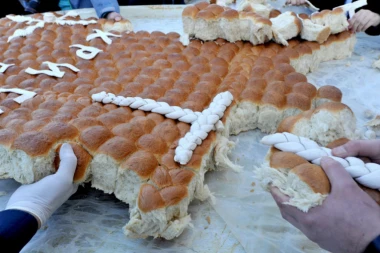 ČESNICA DONELA RADOST NAJMLAĐIMA!