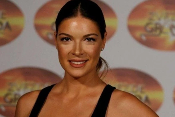 SANJA KUŽET IMALA 79 KG, IZBACILA JE OVE NAMIRNICE PA SMRŠALA 18: Izgleda bolje neko ikad!