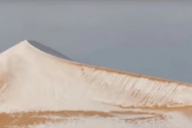(VIDEO) KLIMA SE SKROZ OKRENULA, Saharu zatrpao sneg