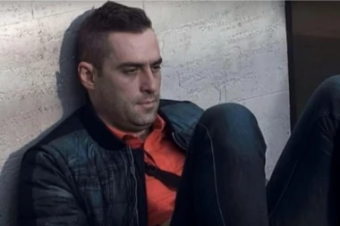 Aleksandar Požgaj dobio šokantne informacije iz spoljnog sveta o svojoj ženi: Evo šta mu je uradila!