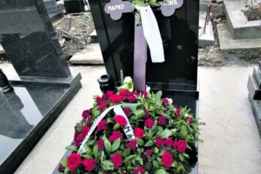 MONSTRUM IZ RAKOVICE SAHRANJEN U TAJNOSTI: Od Marka Nikolića oprostila se samo najuža porodica