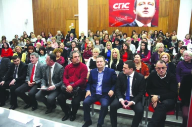 SVAKO BRINE SVOJU BRIGU: Dačić blažen među ženama