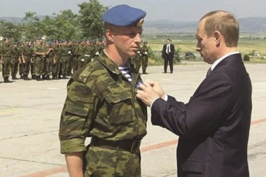 PUTIN U TAJNOJ POSETI KOSOVU!