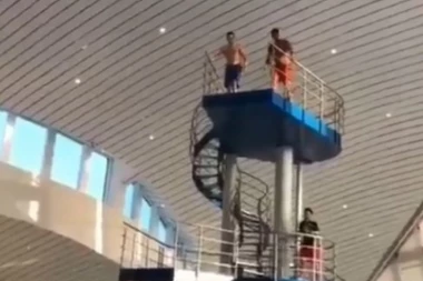 (VIDEO) UŽIVAJU U DUBAIJU: Evo kako izgleda kada se Matićevi saigrači opuste na pripremama