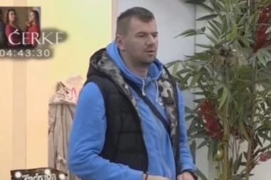 (FOTO) Naša popularna pevačica bila je ludo zaljubljena u Janjuša: Zgranućete se kad vidite ko je u pitanju!