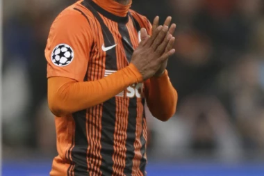 NIJE ŠALA: Zvezdi nuđena svetska mega zvezda od 50 MILIONA EVRA!