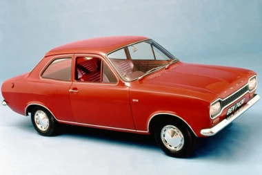 Ford eskort slavi 50 godina