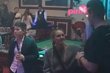 Zadrugarka priznala dečku: BILA SAM GLAVATA I KLEMPAVA!